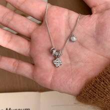 1pc Refreshing Clover Pendant Necklace, New Design Delicate High-End Choker Necklace For Women - Four Leaf Flower Necklace - View 5