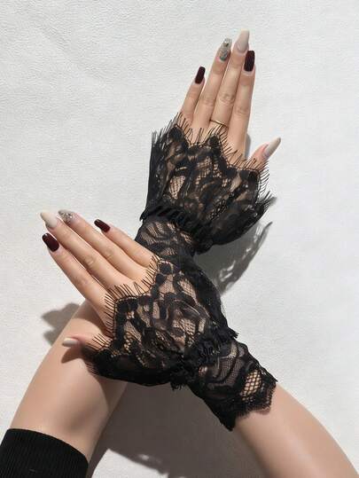 1 Pair Women's Solid Color Lace Arm Sleeves, Summer Fake Sleeve Lace Wrist Cuffs With Elastic, Decorative Wrist Protector Half Finger Gloves, Flared Cuff