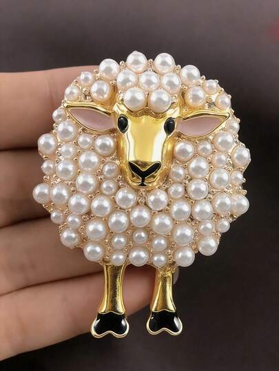 1pc Fashion Alloy Sheep Brooch With Faux Pearl Decor, Suitable For Women's Holiday Party Outfit, Jacket Accessory, Party Decoration, Women's Gift, Decorative Jewelry. Made Of Elegant Metal Material With Refined Craftsmanship And Unique Design. Suitable As A Gift For Birthday, Back To School Season, Mother's Day For Friends Or Mothers.