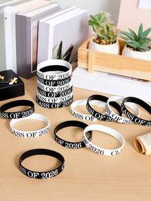 12 pièces Bracelets de graduation 2026, bracelets commémoratifs de graduation, félicitations aux diplômés 2026, bracelets en silicone de célébration pour la saison de graduation 2026, bracelets thème enseignant, bracelets de graduation en silicone, bracelets de célébration de graduation, fête, cadeaux de fête de graduation - Voir 2
