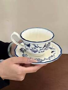 一套法式蓝白蝴蝶陶瓷杯碟套装，含8英寸餐盘、咖啡杯碟，奢华复古乔迁礼品 - 彩色 - 查看 2