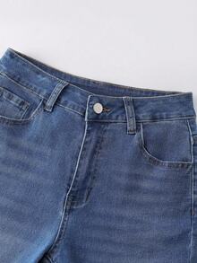 Celana Jeans Wanita Model Vintage Biru Pudar dengan Ujung Bawah Mengembang, Celana Skinny Slim-Fit Serbaguna - Medium Wash - View 4
