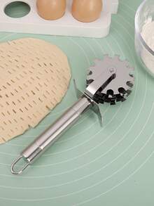 1pc Stainless Steel Creative Kitchen Baking Tool Set, Pasta Cutter With Round Handle, Household Single Wheel Pasta Roller, Manual Dough Roller, 5-Wheel Meat Tenderizer, Pizza Cutter Wheel, Multi-Function Pasta Cutter, Kitchen Accessories - Multicolor - View 10