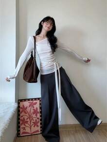 Áo thun dài tay dệt kim bất đối xứng mùa xuân mới dành cho nữ, trang phục mang phong cách Hàn Quốc. - trắng - Xem 4