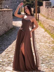 Faeriesty 无肩带仿珍珠装饰不对称褶皱长款晚礼服，高端浪漫正式礼服，优雅奢华设计，适合婚礼、婚纱照、周年庆典、正式晚宴、花园派对等场合。 - 咖啡棕 - 查看 7