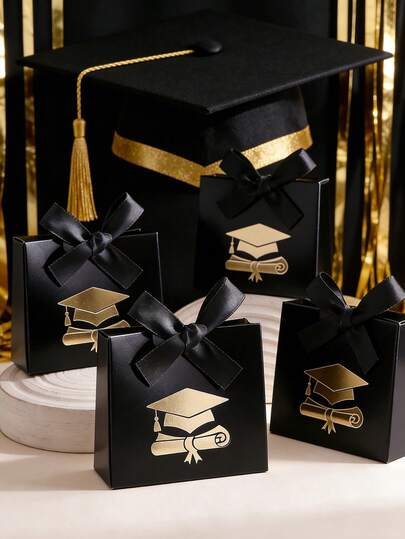 4pcs Graduation Gift Bags - Gold Diploma Certificate Pattern Diploma Paper Bags, Shopping Bags, Gift Wrapping Bags, Handled Gift Bags With Graduation Cap Design And Bow Decor, New Year Gift Bags, Paper Bags, New Year, Wedding, Birthday Gift Packaging Bags, Simple Shopping Bags, Cheapest Items, Wedding, Graduation Outdoor Party, Holiday Party, Jewelry Gift Boxes, Wedding Gifts, Graduation Outdoor Party, Holiday Party, Jewelry Gift Boxes