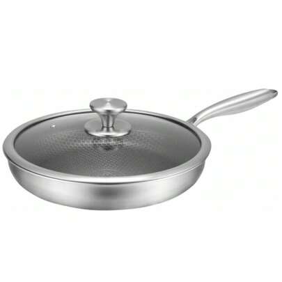 Frigideira com tampa, ideal para uso doméstico, pode ser oferecida como presente para a família.