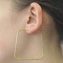 Craftsmen Easily Create Stylish Square Earrings, Suitable Daily Wear And Convenient Women To Accessorize With Anytime, Anywhere. - 金色的 - 查看 2