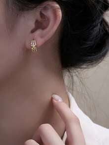 1 Pair Gold-Tone Four-Leaf Clover Earrings With Pave Zirconia Stones, Elegant Floral Design Earrings, Sophisticated Daily Jewelry Gift Set - Gold - View 3