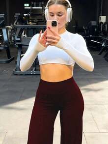 This Solid Color Yoga Wide-Leg Pants Are Comfortable And Slimming, Suitable For Running, Fitness, And Various Yoga Activities. - 酒紅色 - 查看 12