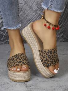1双女士坡跟厚底凉鞋，波西米亚豹纹平底坡跟凉鞋，露趾弹力带时尚夏季休闲度假鞋 - 豹紋 - 查看 1