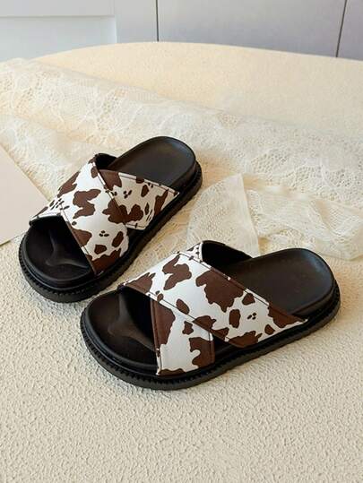 Dép xăng đan trẻ em mùa hè 2026 mới, dép lê ngoài trời in họa tiết da báo cho bé gái, dép xỏ ngón hở mũi đế dày thoải mái cho trẻ lớn đi biển.