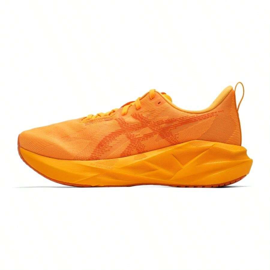 Asics Zapatillas de running para hombres NOVABLAST 5, zapatillas deportivas casuales con amortiguación ligera 1011B974-800 - Naranja/Naranja - Ver 1