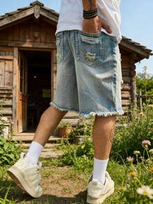 Men's Korean Style Streetwear Distressed Light Blue Denim Shorts, Casual Ripped Knee Mid-Length Pants - Medium Wash - View 2