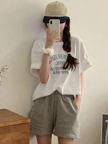 Camiseta de mujer con cuello redondo, manga corta, y bordado con letras, de corte holgado y estilo veraniego - Blanco - Ver 2