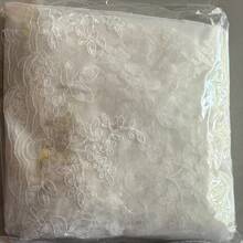 3 Meters Super Long Single Layer Lace Church Style Bridal Veil, New Hot Wedding Accessory, Solid Color - Multicolor - View 9