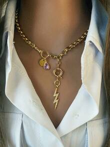 这款女士吊坠项链包含闪电、水滴和圆形吊坠，融合了经典优雅的风格，独特时尚，适合日常佩戴或作为礼物。 - 金色 - 查看 3