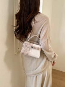2026 New Arrival Niche Crocodile Embossed Patchwork Handbag, Chic Mini Square Bag, Fashion Versatile Shoulder Bag For Women, Suitable For Commuting & Dating - Pink - View 3