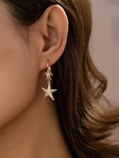 1 Pair Gold Plated Sea Turtle Starfish Earrings For Women, Minimalist Hoops With Starfish Charm, Bohemian Jewelry For Daily And Vacation Wear