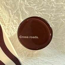 1个复古棕色英文圆形可伸缩折叠慵懒手机支架，兼容苹果手机，简约美学粘性支架 - 彩色 - 查看 17