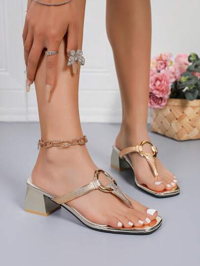 2026 New French Elegant Sandals For Women, Summer Outdoor Thong Flat Chunky Heel Roman Slippers