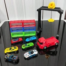 儿童玩具集装箱卡车+龙门起重机，附赠6辆玩具车，适合作为男孩女孩的生日或节日礼物 - 紅色 - 查看 6