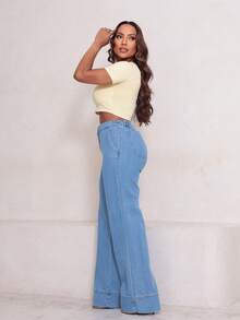 Calça Jeans Wide Leg Feminina Cintura Alta com Elástico na Cintura - Lavagem Média - Visão 9