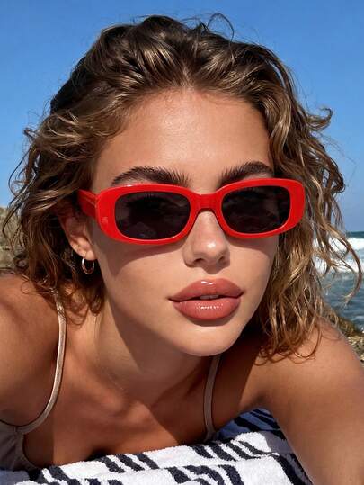 一副男女通用红色长方形时尚太阳镜，适合音乐节、夏季海滩度假、户外活动、旅行必备、女士海滩配饰、眼镜、情人节礼物、夏季海滩度假、户外、旅行