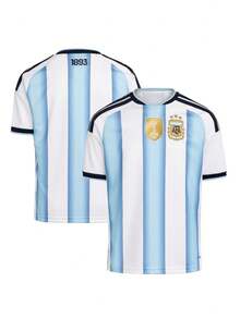Commemorative Jersey For The 2026 World Cup Featuring Argentina As Champions, Designed With Blue And White Gradient Stripes, Along With A Football Shirt Showcasing The Golden Medal From The 2022 World Cup And A Badge Representing The Three-Star Team - 藍色 - 查看 3