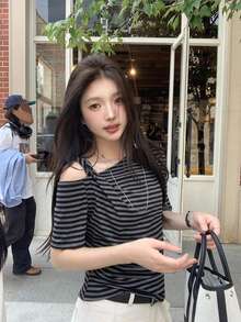休闲扭肩短袖T恤，修身复古风女式上衣，夏季 - 條紋 - 查看 4