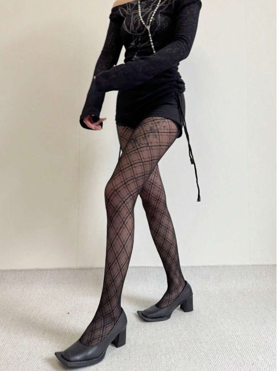 Women's Sheer Tights With Multiple Rhombus Patterns, Black, Japanese-Style Retro, Niche, Sweet And Cool, Jacquard, One-Piece, Early Autumn Thin Style - 黑色 - 查看 1