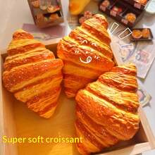 1个2026新款日式慢回弹仿真牛角面包软萌玩具，柔软可捏的食物面包模型，生日、惊喜、节日、情侣、圣诞节、游戏玩家、减压等场合的理想礼物 - 彩色 - 查看 5