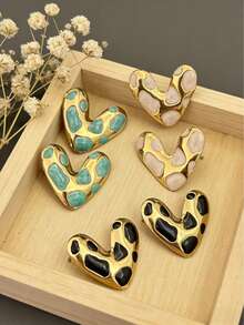 一对18K镀金不锈钢心形耳环，简约时尚设计，送给闺蜜的完美礼物。不锈钢耳环 - 彩色 - 查看 3