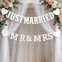 2pcs/Set "Just Married" & "Mr Mrs" Heart Shaped Letter Garland, Wedding Ceremony Decoration Banner, Indoor/Outdoor Romantic Backdrop, Wedding Photo Props,Beach - White - View 1