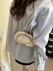 An Elegant Minimalist-Style Women's Chain Crossbody Bag From 2026, Featuring A Sophisticated And Classic Design That Is Highly Versatile And Suitable For All Occasions. - Pink - View 10