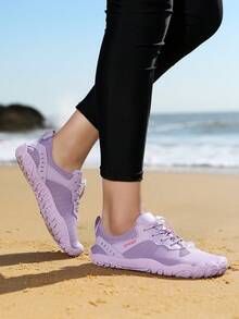 1双女士纯色运动风水鞋，透气速干，适合游泳、赤足徒步，时尚夏季鞋，女士户外运动休闲鞋，适合沙滩、冲浪、漂流、游泳池、攀岩、健身房、瑜伽等场合。 - 淡紫色 - 查看 5