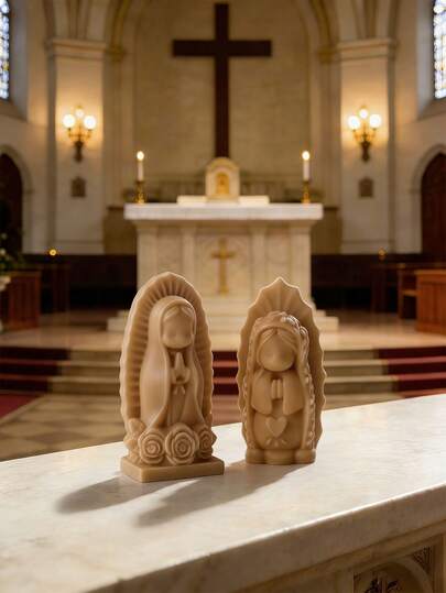 这款祈祷女孩硅胶模具包含一个，可用于DIY香薰蜡烛、石膏雕塑、树脂艺术品、黏土工艺品和水泥装饰品，适用于新年祝福、感恩节家居装饰、母亲节手工礼物、婚礼和生日庆典。模具设计传递着宁静和虔诚之感，采用耐用且不易变形的材料制成，可反复制作意义非凡的节日手工艺品。