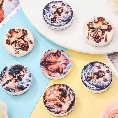 5颗28毫米耶稣硅胶珠，带有红色和金色十字架以及耶稣图案，适合DIY装饰品，可用于纪念活动或手链吊坠装饰。