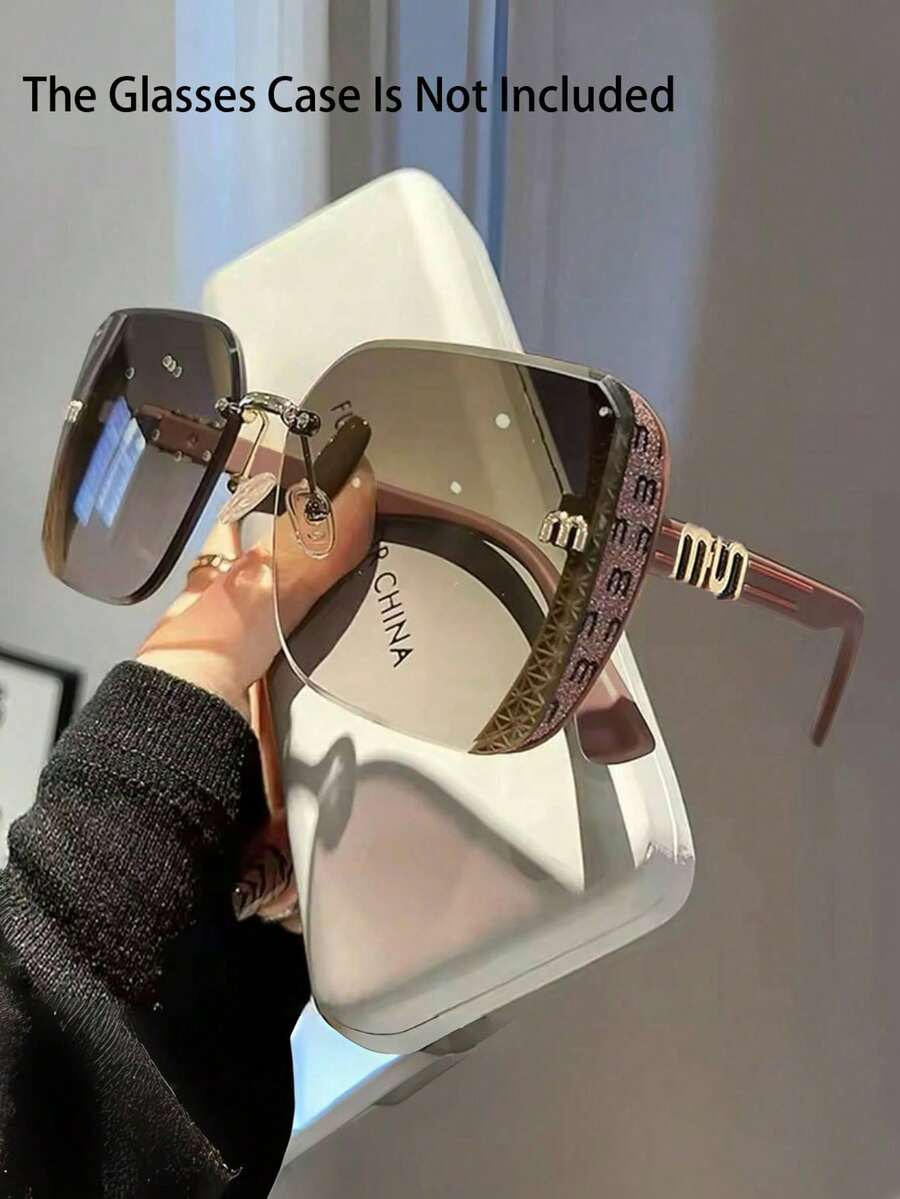 1pc Retro Square Frame Women's Fashion Glasses, Full-Frame Fashionable Multifunctional Glasses, Suitable For Vacation, Travel, Beach Accessories
