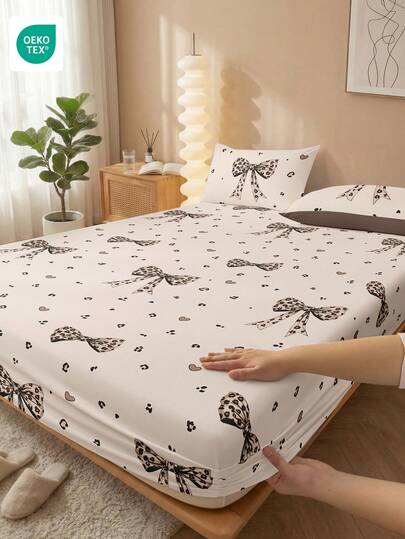2/3pcs Fashionable Bow Bedding Set, Includes Mattress Protector, Soft & Fluffy Wrinkle-Free Breathable Bedding Set With Deep Pocket Design, Anti-Pilling, Elastic & Comfortable, Noiseless, Non-Slip, Suitable For Various Bed Sizes, Home/Dorm/Bedroom Decor, Machine Washable, Skin-Friendly, All Season Essential, Easy Care