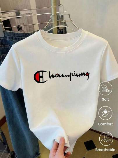 Round-Neck, Short-Sleeved T-Shirt From Fashion Clothing, Made In Mexico, For The Spring-Summer 2025 Season. With A Cartoon Print, It Is A Couple's Model, Suitable For Both Indoor And Outdoor Wear, Ideal For Office And Casual Style, Designed For Men And Women, Sold As An Individual Piece.