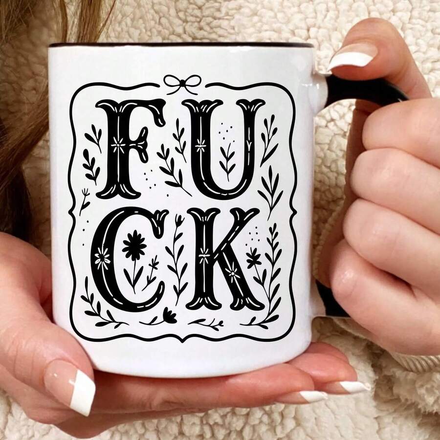 Tasse à café en céramique bicolore de 325 ml avec design botanique vintage, anse et bord noirs. Cadeau de nouveauté humoristique pour adultes avec gros mots. Tasse à café amusante, cadeau sarcastique pour petite amie, meilleure amie, épouse. Tasse avec gros mots, compatible micro-ondes et lave-vaisselle. Parfait pour les amis et collègues sarcastiques.