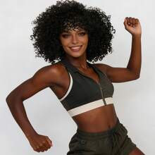 女士非裔蓬松卷发假发 - 自然黑色合成纤维，蓬松有弹性，短款波波头假发，带空气刘海，适合日常佩戴、度假、摇滚迪斯科舞者角色扮演或服装派对，耐热纤维，易于打理，用途广泛，均码，适合大多数人 - 彩色 - 查看 1