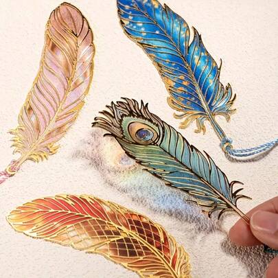 1pc Chinese Style Metal Semi-Transparent Peacock Feather Bookmark, Delicate Hollow-Out Colorful Lighting Effect Bookmark