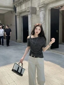 休闲扭肩短袖T恤，修身复古风女式上衣，夏季 - 條紋 - 查看 2