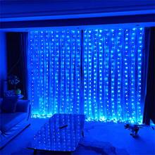 600颗LED灯珠窗帘灯，尺寸6米*3米，8种灯光模式，带遥控器和定时器，USB供电，适用于房间、窗户、婚礼、派对、圣诞节等场合。 - USB窗簾燈串 - 查看 18