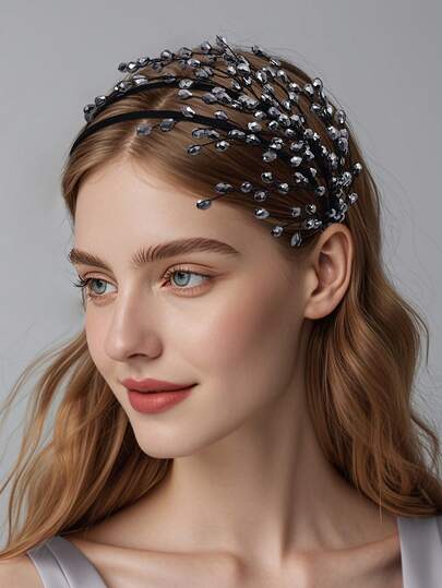 1件奢华水晶发箍，时尚发饰，适合婚礼、节日、派对、休闲场合、夏季度假等场合。