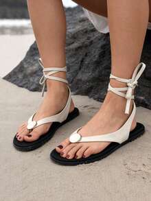 Summer Sandals For Women Lace Up Metal Hoop Thong Sandals Fashion Women Summer Beach Sandals With Strappy Flat Dreesy Wide Width Sandals Comfy Back To School Shoes - 白色 - 查看 2