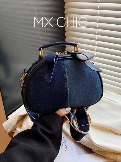 1个女士牛仔拼接马鞍包，时尚宽肩带单肩包，适合通勤、购物、送礼