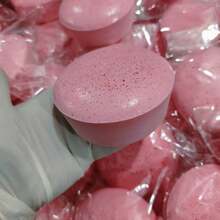 1 pieza Juguete antiestrés súper suave y esponjoso con forma de pastel de yogur - Regalo perfecto para cumpleaños, festividades, Navidad, Halloween - 1 pieza blanca - Ver 7